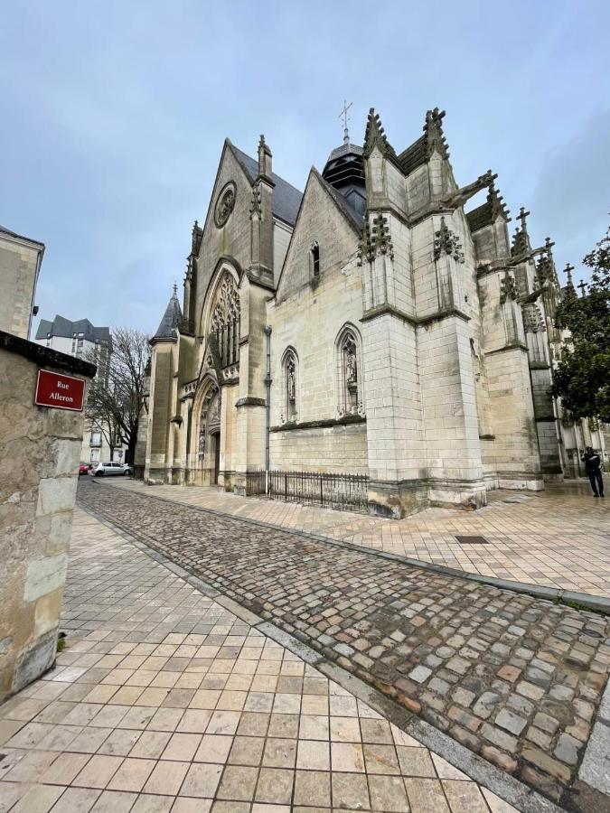 LAmboise Une Vie de château Tours Extérieur photo